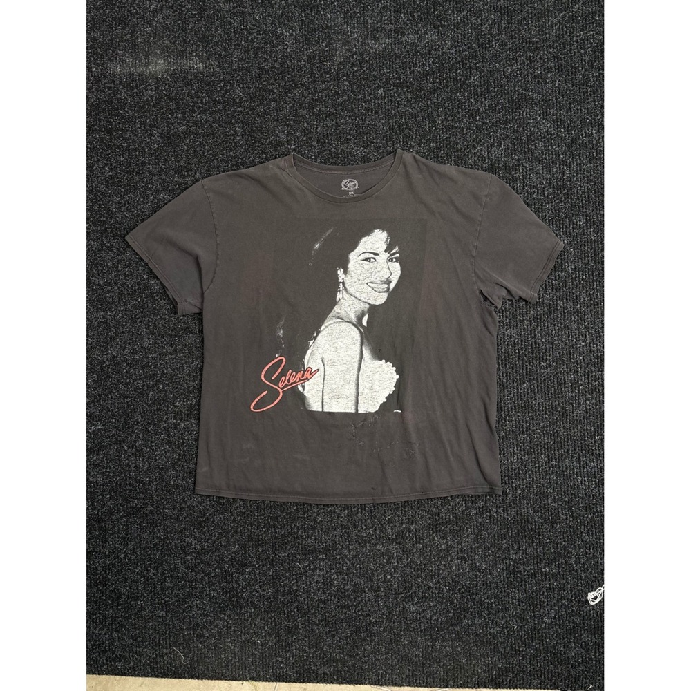 Selena Quintanilla Graphic T-Shirt 2X Faded Black Cotton 2017 Official Merch